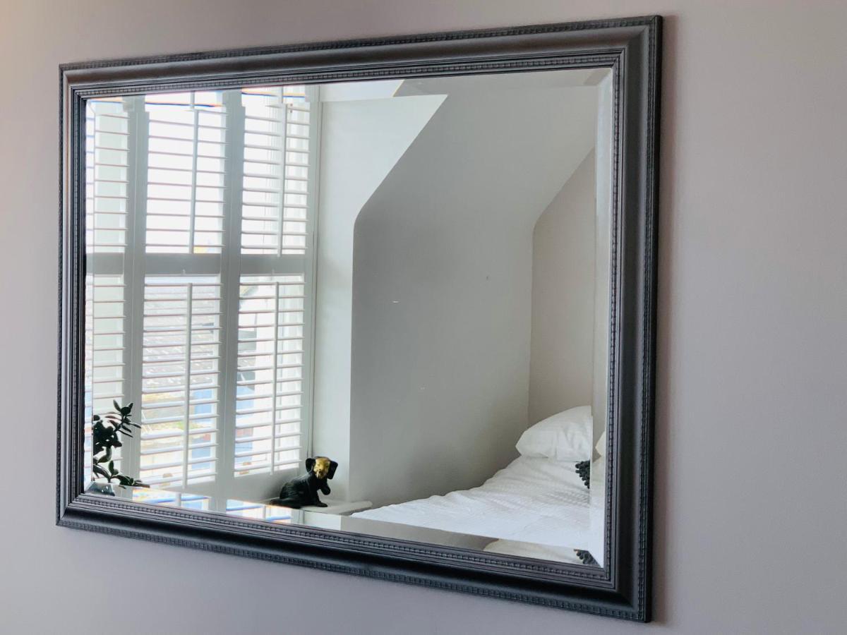 Penthouse Suite, Sea View, Close To Shops, Beach And Train St Leonards-on-Sea Exterior photo